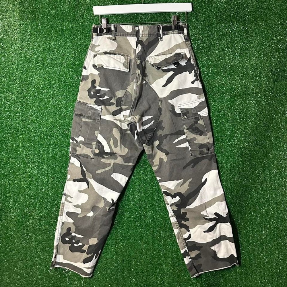 Y2K‎ Skater Style White camo cargo Pants with adjustable waist